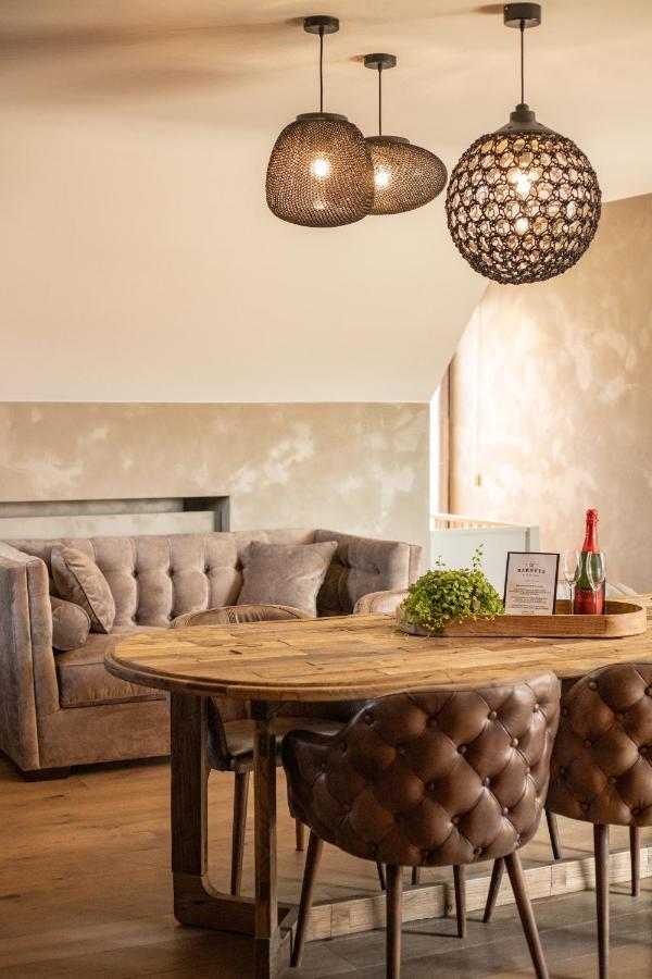 Barneys House Apartment Синт Лаурайнс Екстериор снимка